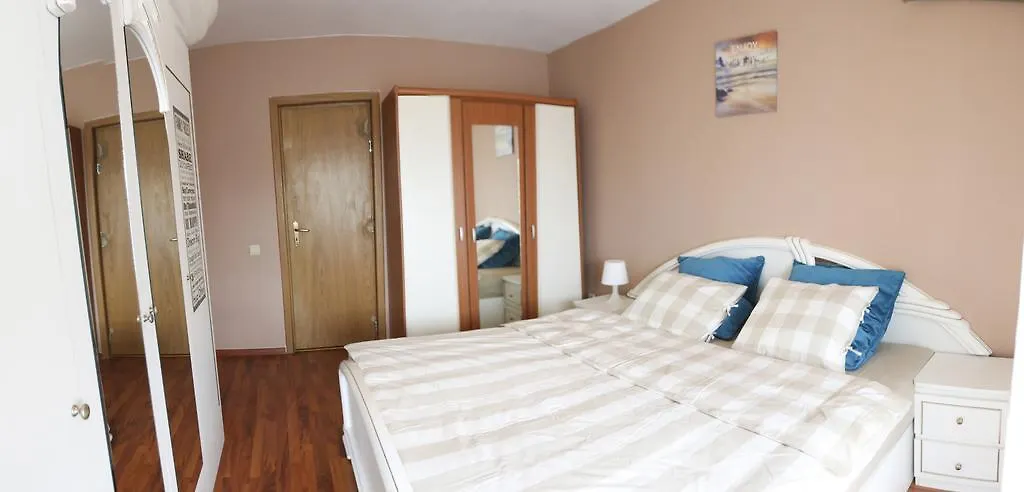 Unirii Boulevard Apartment ブカレスト